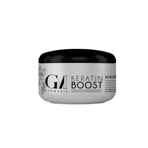 GIO MARIA KRATIN BOOST HAIR MASK closes the hair cuticles and
protects the hair from the heat exposed during the day. The natural
keratin in the formula strengthens the protein structure of the hair and
prevents split ends.